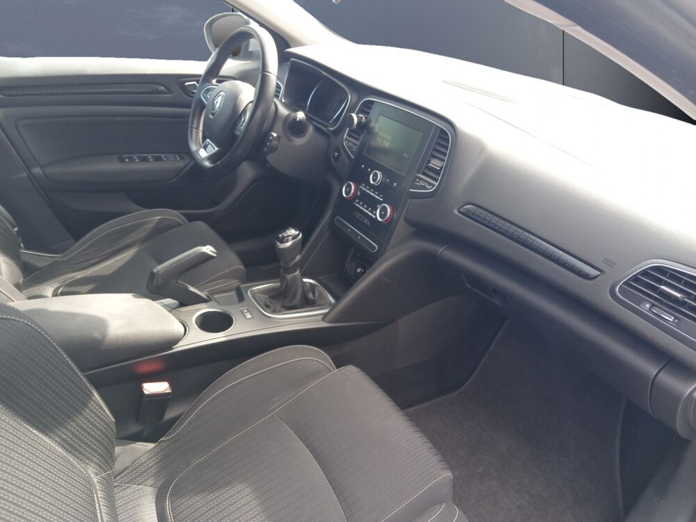 M&eacute;gane 1.5 dCi 110 ch energy Business 2016 occasion 43000 Le Puy-en-Velay