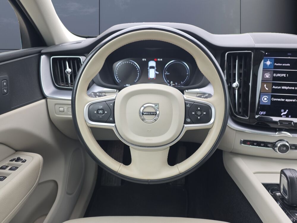 XC60 T6 Recharge 253 + 87 ch Business Executive Awd Geartronic PH 2021 occasion 34500 B&eacute;ziers