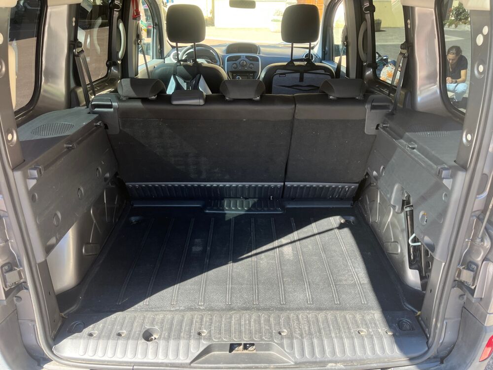 Kangoo 1.5 Dci 90 ch /Clim/Double porte lat&eacute;ral/Distribution Ok/Ent 2015 occasion 74200 Thonon-les-Bains