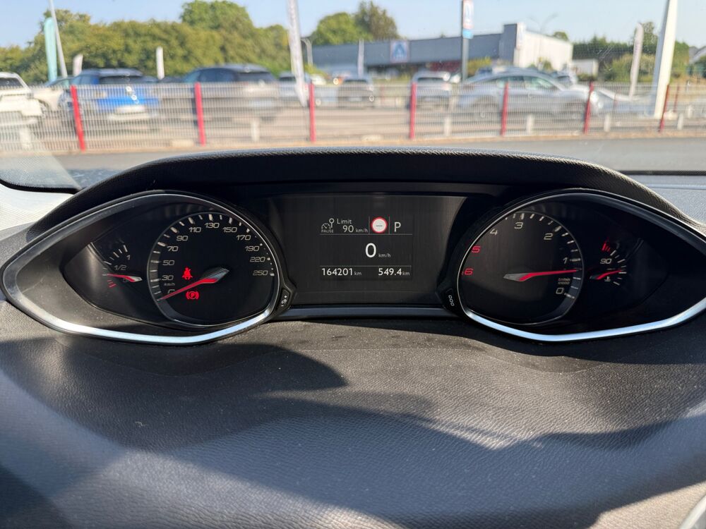308 SW 1,6 BlueHdi 120 ch Active Business BVA /CarPlay/Android Auto 2017 occasion 14400 Bayeux