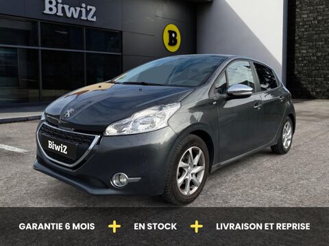 208 1.2 Vti 82 ch Style /Distribution neuve/Entretien complet 2014 occasion 77450 Montry