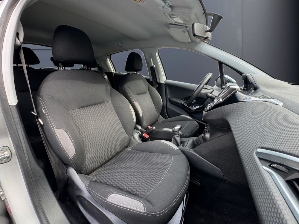 208 1.2 82 ch Style /Suivi Complet/2e Main/Radars/Connect/GPS 2016 occasion 59000 Lille
