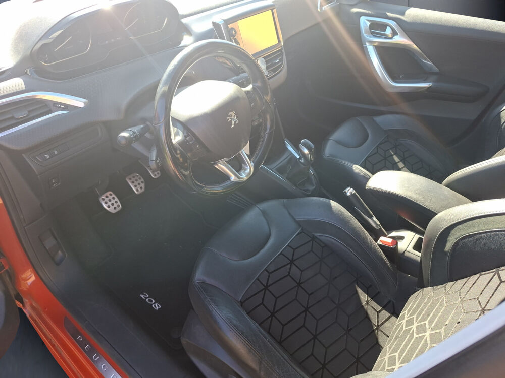 208 1.6 BlueHDi 100ch F&eacute;line Start-stop 5p /CarPlay/Entretien &agrave; 2015 occasion 33120 Arcachon