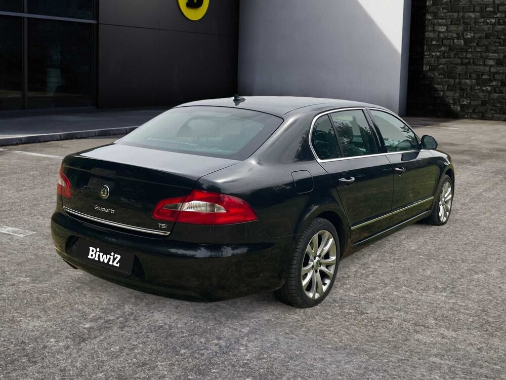 Superb 1.8 TFSI 160 ch Elegance DSG7 /Int&eacute;rieur Cuir 2012 occasion 30000 Nimes