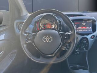 Aygo 1.0 Vvti 70 X-play /Carplay/R&eacute;gulateur 2021 occasion 14100 Lisieux