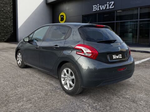 208 1.2 Vti 82 ch Style /Distribution neuve/Entretien complet 2014 occasion 77450 Montry