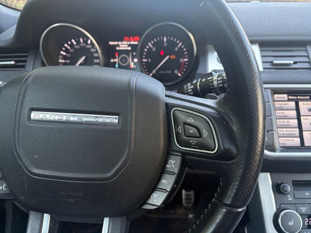 Range Rover Evoque 2.2 Td4 150 ch HSE 4wd Bva /Toit panoramique/Camera/Entretie 2014 occasion 19100 Brive-la-Gaillarde