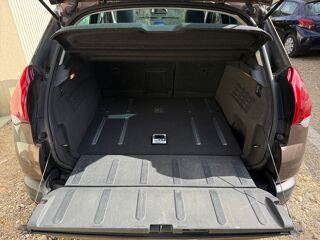 3008 2.0 Hybrid4 E-hdi 200 Ch 4x4 Bva6 /1&egrave;re main/ Suivi complet 2014 occasion 69230 Saint-Genis-Laval