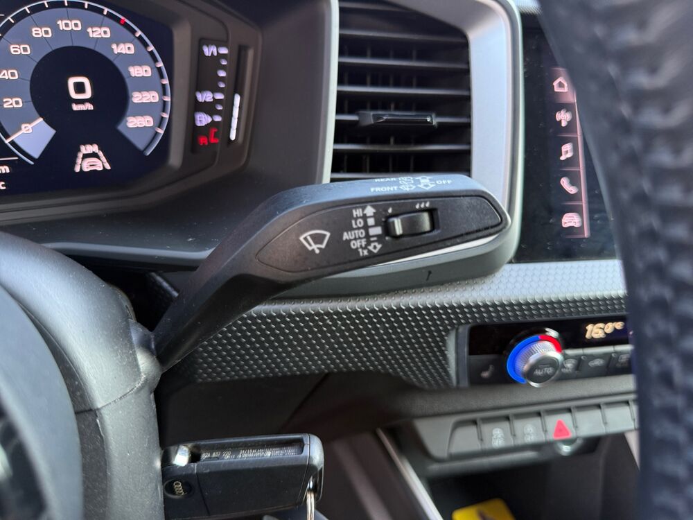 A1 Sportback 1.0 30 TFSI 116 ch Design S-Tronic /CarPlay/Radars 2020 occasion 44800 Saint-Herblain