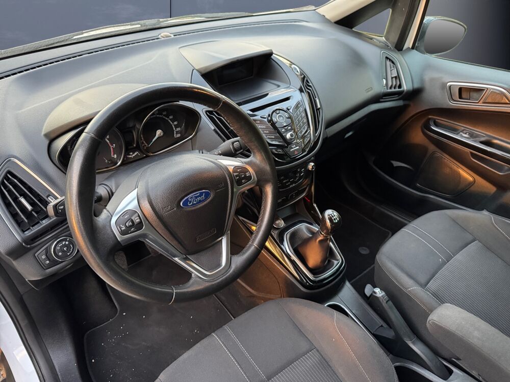 B-max 1.0 Ecoboost 125 ch Titanium Start-stop /Distribution faite/ 2015 occasion 53000 Laval