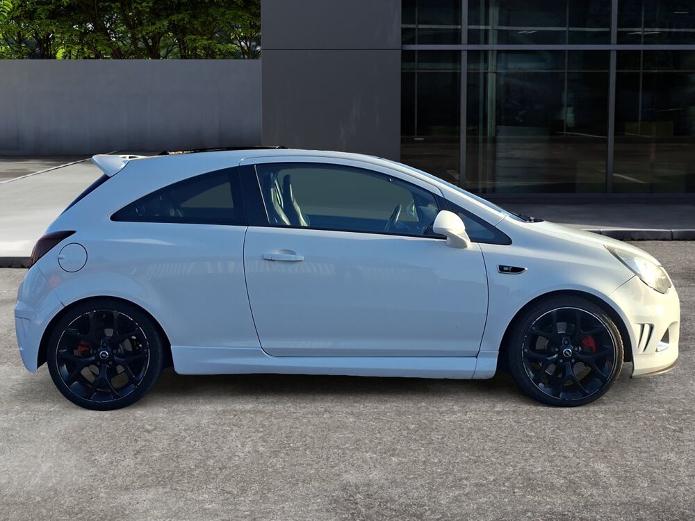 Corsa Opc 1.6 T 190 ch /Toit ouvrant/Si&egrave;ges chauffants/Feux automa 2011 occasion 43000 Le Puy-en-Velay