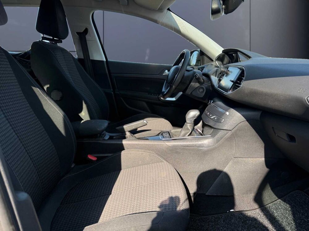 308 SW 1,6 BlueHdi 120 ch Active Business BVA /CarPlay/Android Auto 2017 occasion 14400 Bayeux