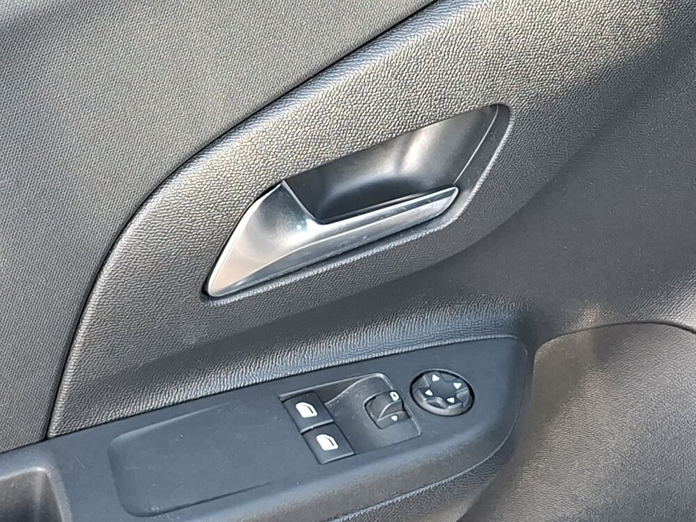 Corsa 1.2 75 ch Edition Business /Carplay/Gps/Feux auto/Commandes 2021 occasion 43000 Le Puy-en-Velay