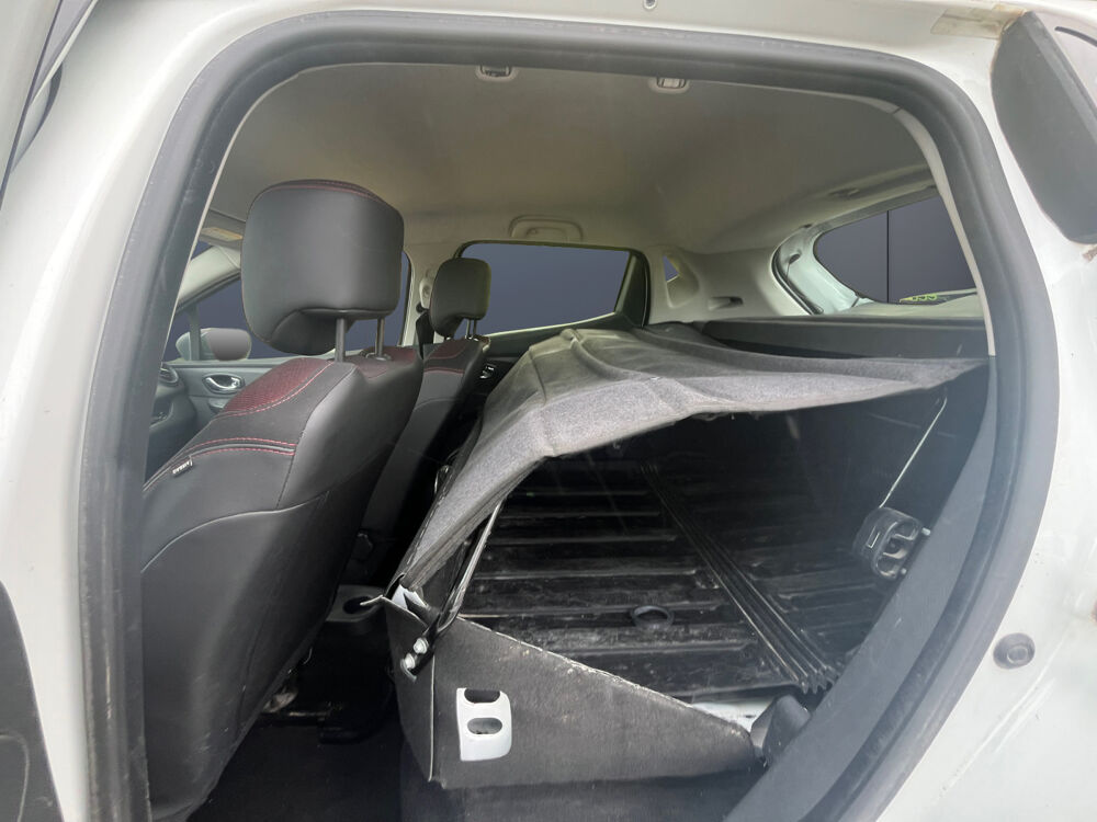 Clio 4 IV 1.5 DCi 90ch Societ&eacute; /Clim/Bluetooth/Distribution OK/En 2014 occasion 74200 Thonon-les-Bains