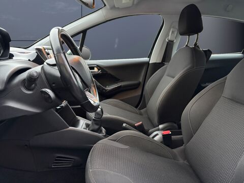 208 1.2l 110 ch Allure Start-stop /Carplay/Entretien complet Peu 2017 occasion 42700 Firminy