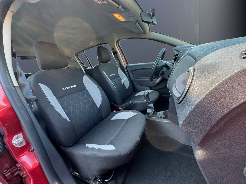 Sandero Stepway 0.9 Tce 90 ch Prestige /Radar De Recul/R&eacute;gulateur De 2013 occasion 59000 Lille