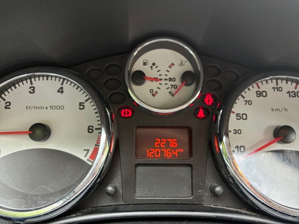 207 1.6 Vti 120 ch Premium /Radar de recul/Radio CD/Vitres avant 2010 occasion 19000 TULLE