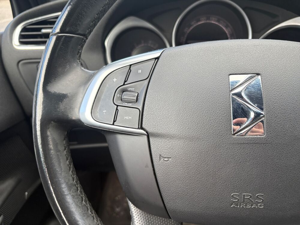 DS4 1.6 hdi 120 ch Connected Sochic /Carplay/Camera 2018 occasion 19100 Brive-la-Gaillarde