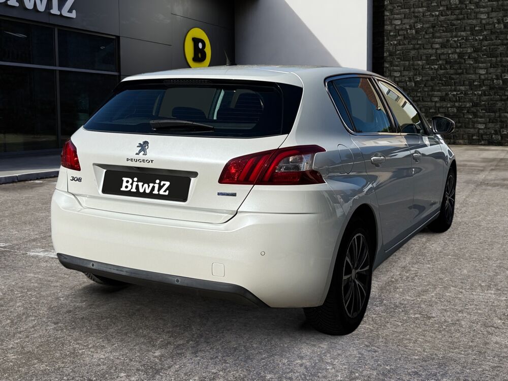 308 1.2 110 ch Allure BVM6 /Historique Peugeot/Cam&eacute;ra de recul 2016 occasion 14400 Bayeux