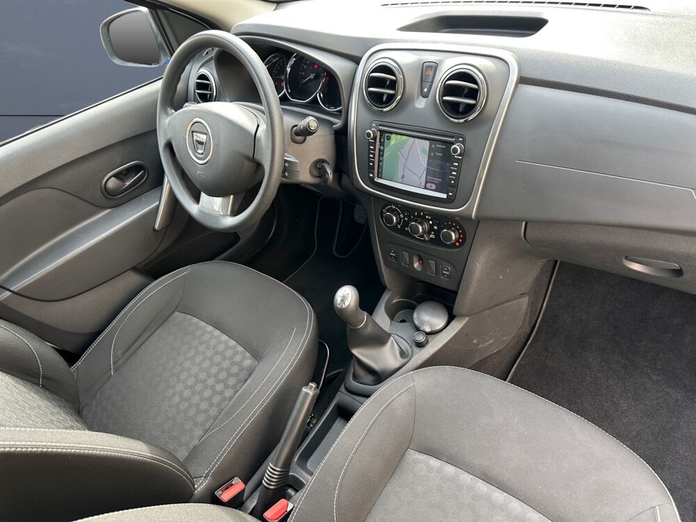 Logan Mcv 0.9 Tce 90 ch Laureate /Carplay/Climatisation/Direction 2015 occasion 91410 Dourdan