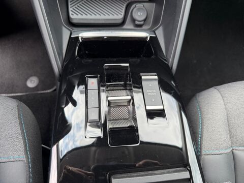 C4 e- 136 ch Automatique Shine Pack /Apple CarPlay et Android 2022 occasion 38300 Bourgoin-Jallieu