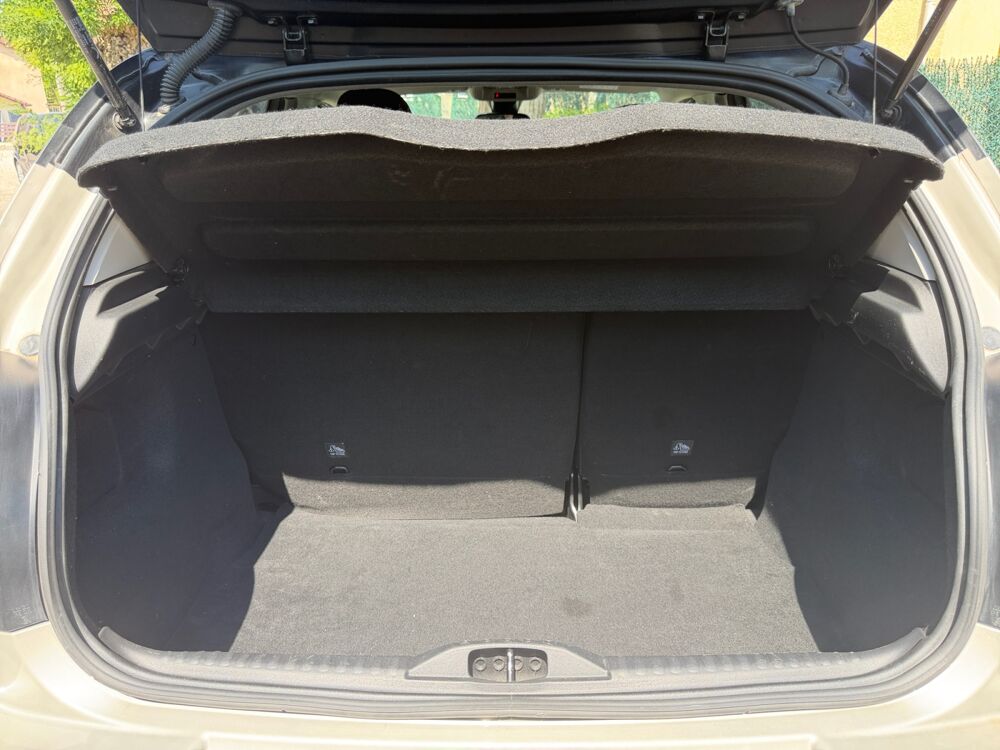 C3 BlueHDi 102 ch S&amp;S BVM6 Shine Pack /Attelage/Carplay et 2021 occasion 38300 Bourgoin-Jallieu