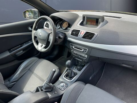 M&eacute;gane CC Cabriolet 1.4 Tce 130 ch Dynamique /Toit r&eacute;tractable &eacute;lec 2011 occasion 91410 Dourdan
