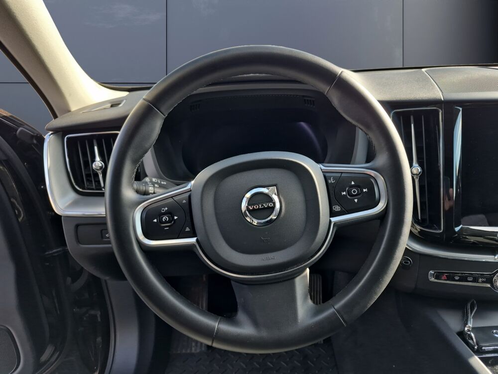 XC60 2.0 B4 D 211h 195 ch Mhev Hybrid Start Geartronic /Cam&eacute;ra de 2023 occasion 41700 Le Controis en Sologne