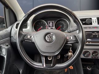 Polo 1.2l tsi 90 ch All Star /Volant Multifonction/Ecran tactile 2016 occasion 42580 L'&Eacute;trat
