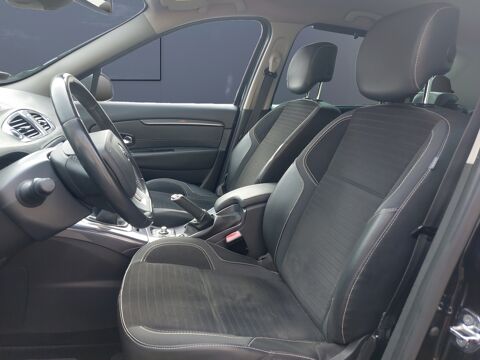 Sc&eacute;nic 1.6 Dci 130 Bose &eacute;dition /Cam&eacute;ra de Recul/GPS/Moteur &agrave; Chain 2015 occasion 91700 Fleuri M&eacute;rogis
