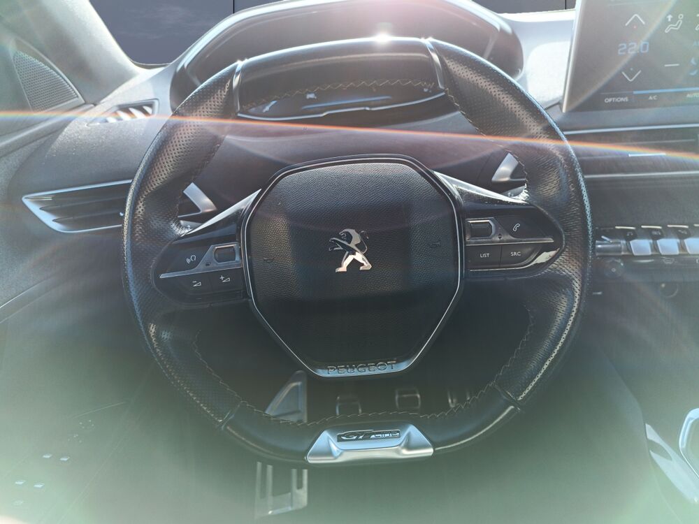 5008 GT Line /Peugeot GT Line 130 ch Cuir/Tissu 2017 occasion 59000 Lille