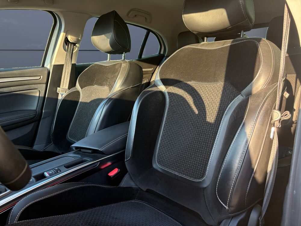 M&eacute;gane 1.2 Tce 130 ch Energy Intens Edc /Camera/Carplay 2018 occasion 43120 Monistrol-sur-Loire