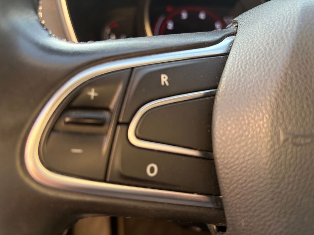 M&eacute;gane 1.2 Tce 130 ch Energy Intens Edc /Camera/Carplay 2018 occasion 43120 Monistrol-sur-Loire