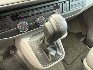 MULTIVAN T6 Camper 2.0 Tdi 150 ch Beach Dsg7 /5 Places/Attelage/Cam&eacute;r 2023 occasion 44800 Saint-Herblain