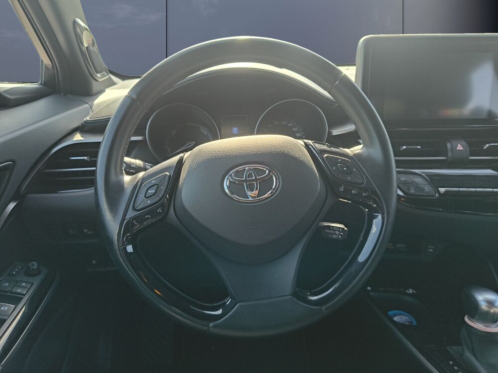 C-HR 1.8 122h 100 ch Full-hybrid Collection 4x2 E-cvt /GPS/Clim b 2019 occasion 87000 Limoges