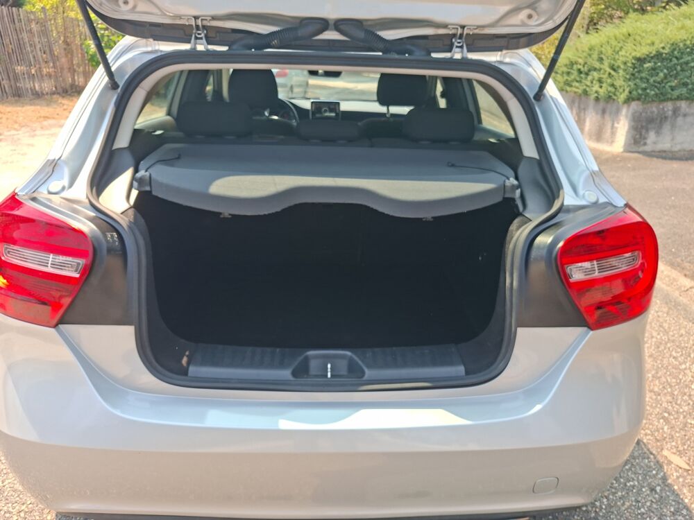 Classe A 220 CDI Business 7G-DCT /Entretien complet &agrave; jour/Cha&icirc;ne de 2015 occasion 33000 Bordeaux