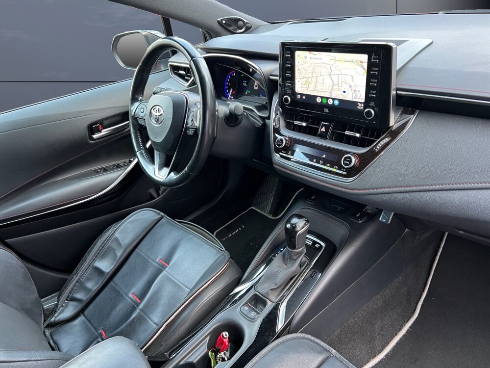 Corolla 2.0i -16V 180 ch HYBRID COLLECTION /CarPlay/R&eacute;gulateur de vi 2019 occasion 56100 Lorient