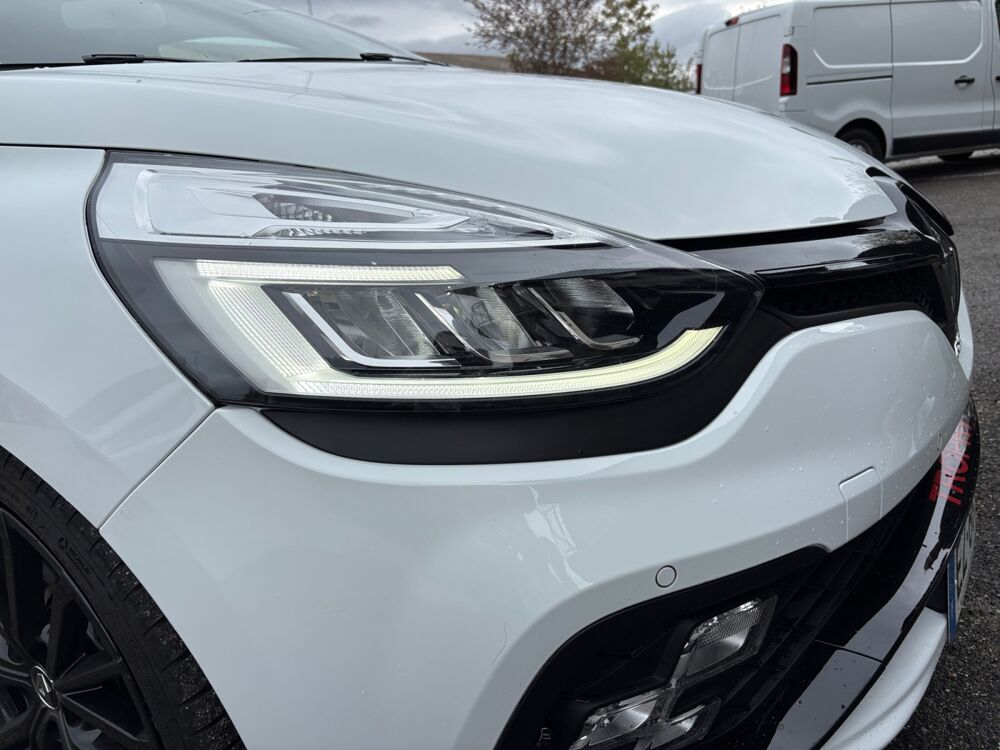Clio 1.6 Tce 220 ch Energy Rs Trophy Edc Bva /Cam&eacute;ra/Si&egrave;ges av ch 2018 occasion 43120 Monistrol-sur-Loire
