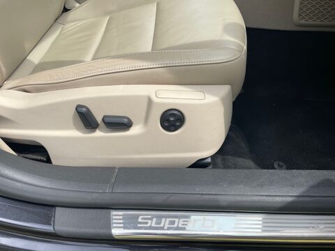 Superb 1.8 TFSI 160 ch Elegance DSG7 /Int&eacute;rieur Cuir 2012 occasion 30000 Nimes