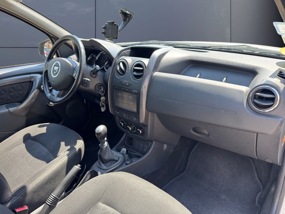 Duster 1.5 dCi 110 ch Prestige 4x2 /1ere main/Radar de recul/GPS 2015 occasion 84300 Cavaillon