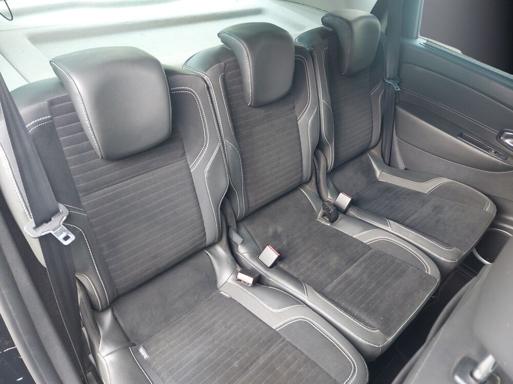 Sc&eacute;nic 1.6 Dci 130 Bose &eacute;dition /Cam&eacute;ra de Recul/GPS/Moteur &agrave; Chain 2015 occasion 91700 Fleuri M&eacute;rogis