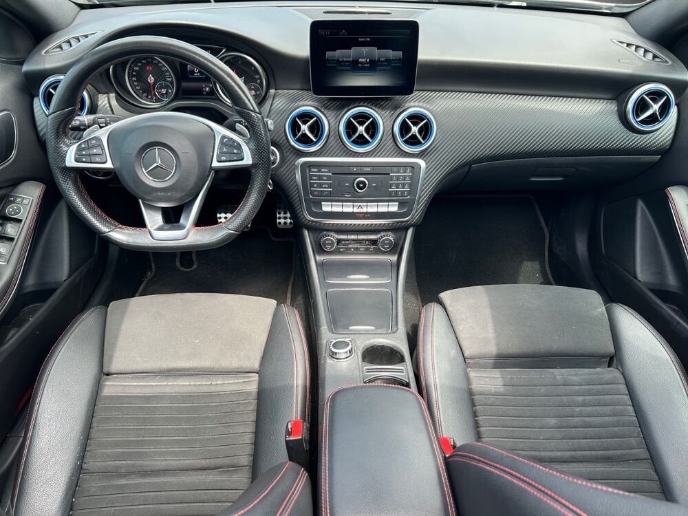 Classe A 2.2 A200 Cdi 135 ch Fascination Pack AMG /CarPlay/Toit Ouvra 2017 occasion 18000 Bourges