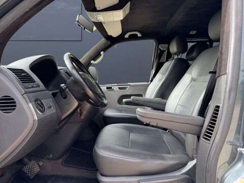 MULTIVAN T5 2.5 TDI 130 ch Confort Tiptronic 7 places /similaire Cara 2008 occasion 84300 Cavaillon