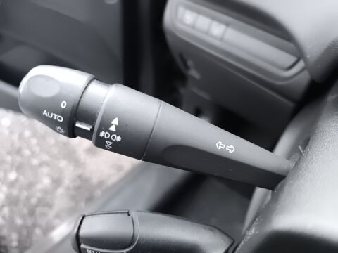 208 Generation-i 1.5 Bluehdi 100 ch Signature /Carplay&amp;Andro 2018 occasion 63500 Issoire