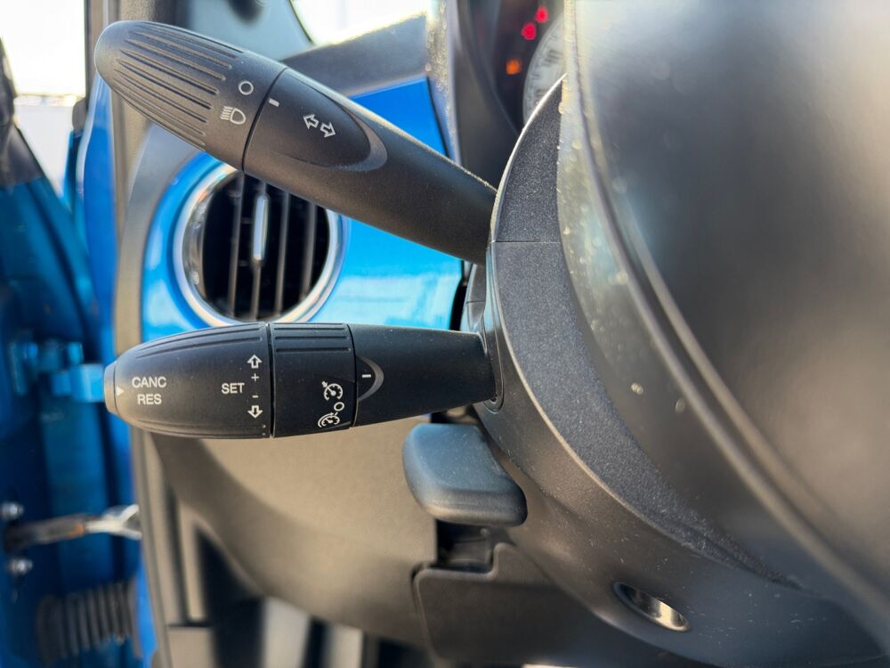 500 1.2 69 ch S /CarPlay et Android Auto 2019 occasion 38300 Bourgoin-Jallieu