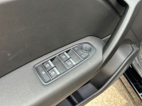 Captur 1.0 TCE 90ch II Evolution PHASE 2 /CarPlay/Si&egrave;ge Chauffant/C 2025 occasion 18000 Bourges