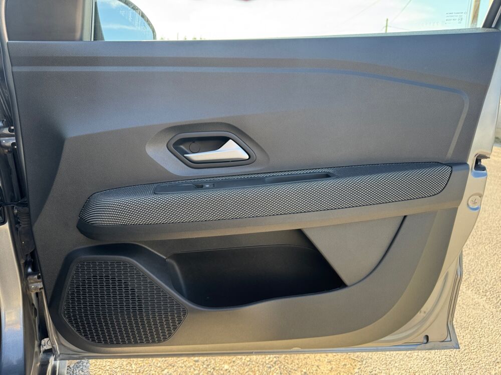 Sandero TCe 90 ch Stepway Expression CVT /1ere main/Parfait &eacute;tat 2024 occasion 13300 Salon de Provence
