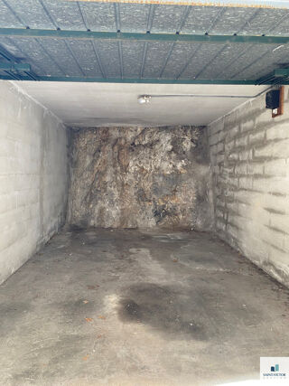  Parking / Garage  louer 14 m