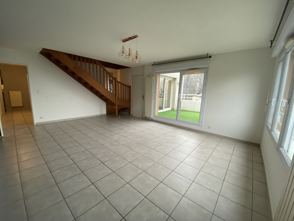 Vente Appartement T4 DUPLEX PREMIERE HAUTEUR DE CHAMBERY Chambery