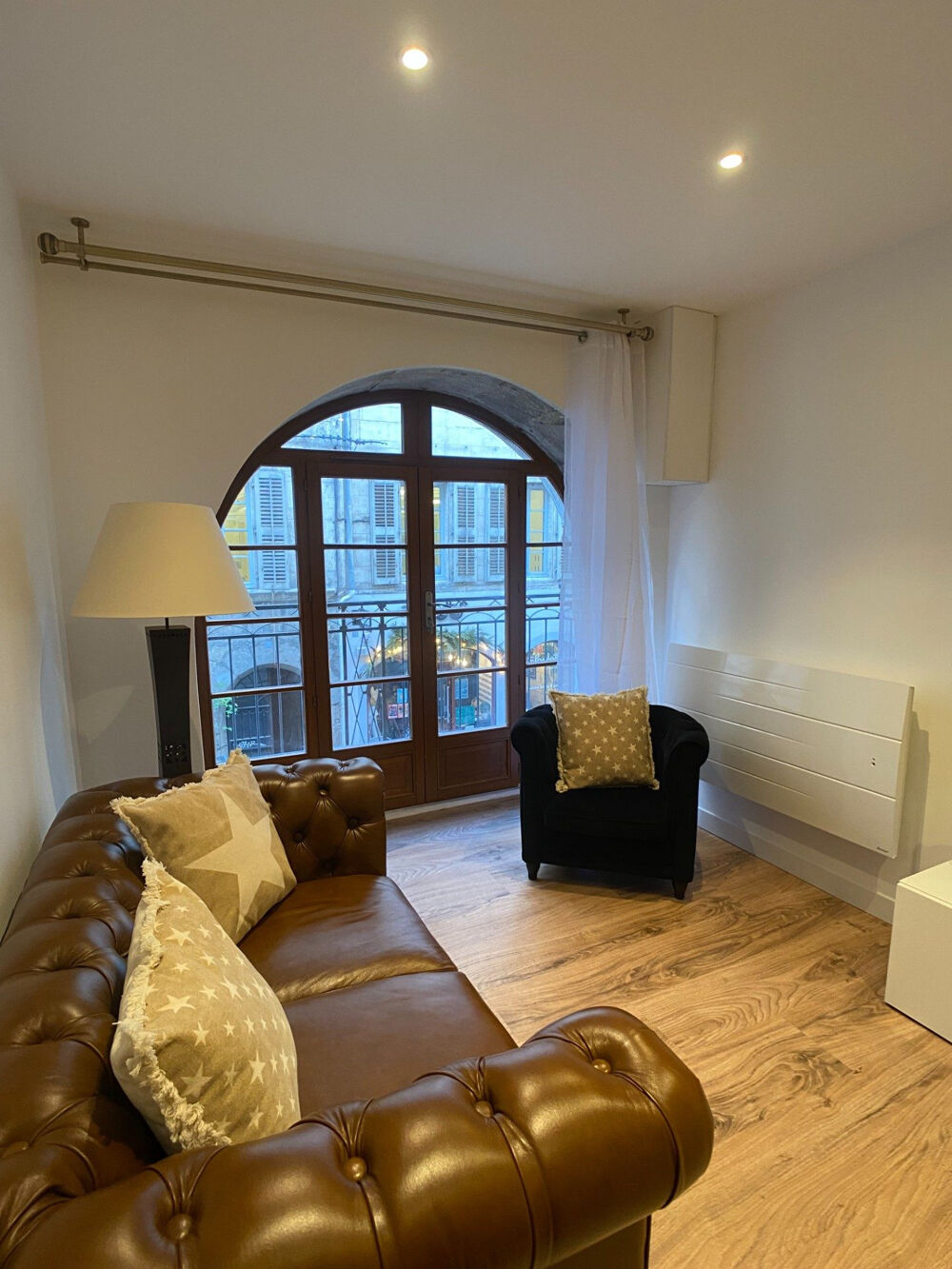 Location Appartement CHAMBERY Hyper Centre, Charmant T2 avec balcon Chambery